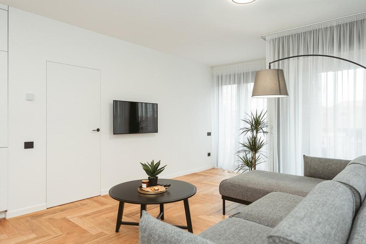 26Bricks Luxury Suites オラデア エクステリア 写真