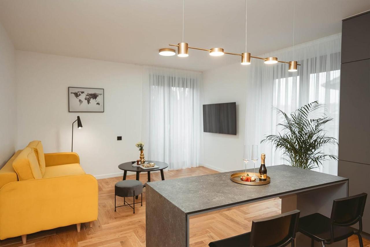 26Bricks Luxury Suites オラデア エクステリア 写真